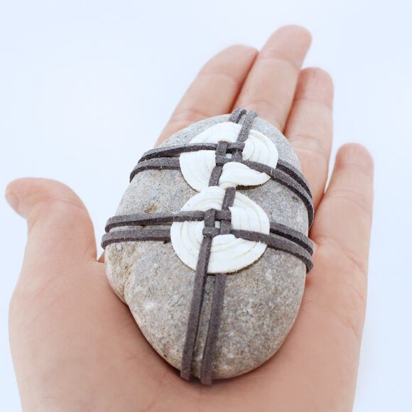 "Infinity " Zen stone. Meditation rock. Hand wrapped river rock zen decor - Picture 1 of 6
